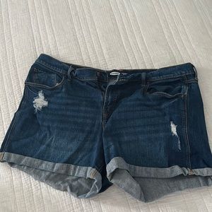 Old Navy Boyfriend MidRise Denim Short